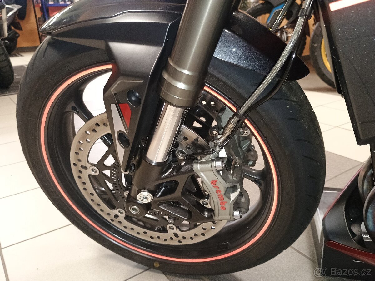 TRIUMPH STREET TRIPLE 765RS MY2024 - 13
