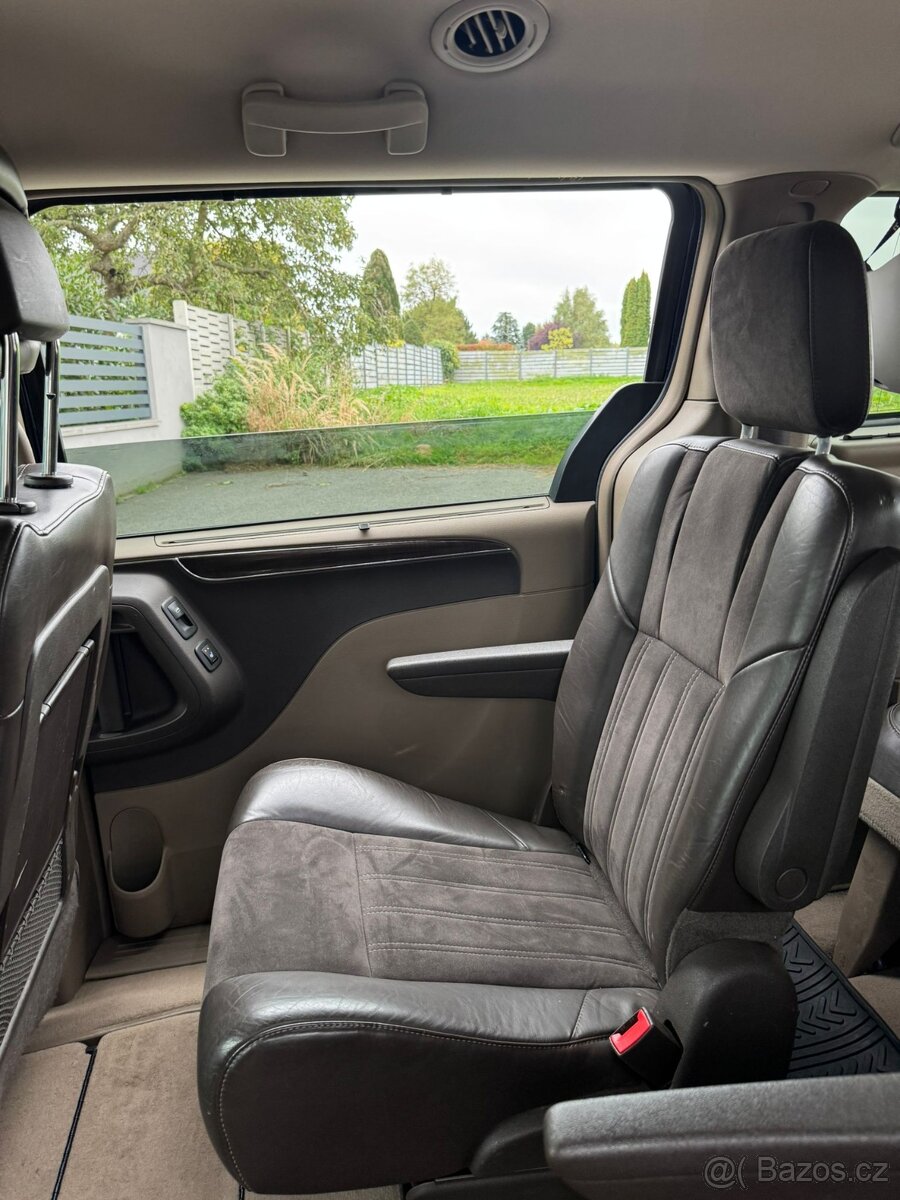 Chrysler Voager 2.8 CRD, automat, 7 míst - 13