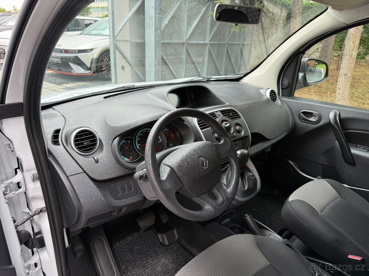Renault Kangoo, ZE33 AC/Výhřev sedaček - 13