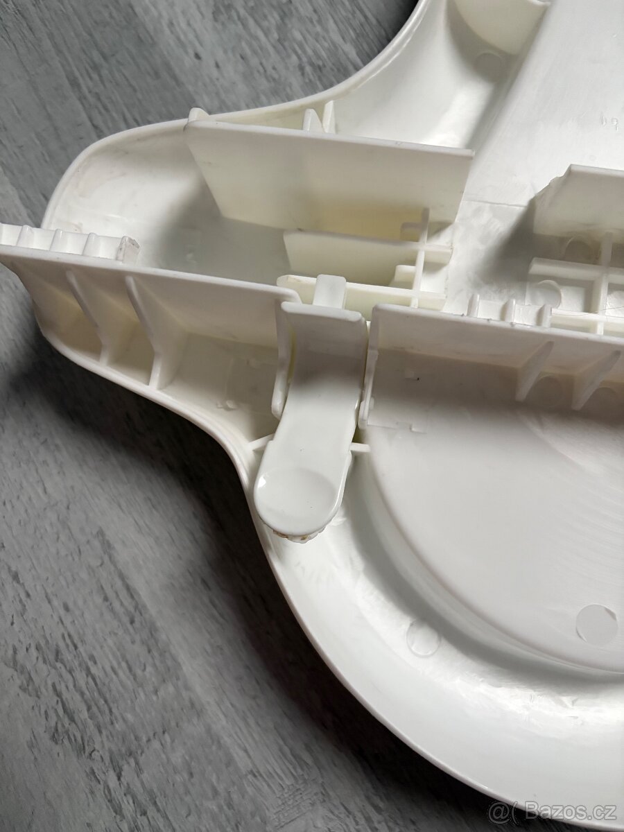 Multifunkční jídelní židlička 3v1 - 13