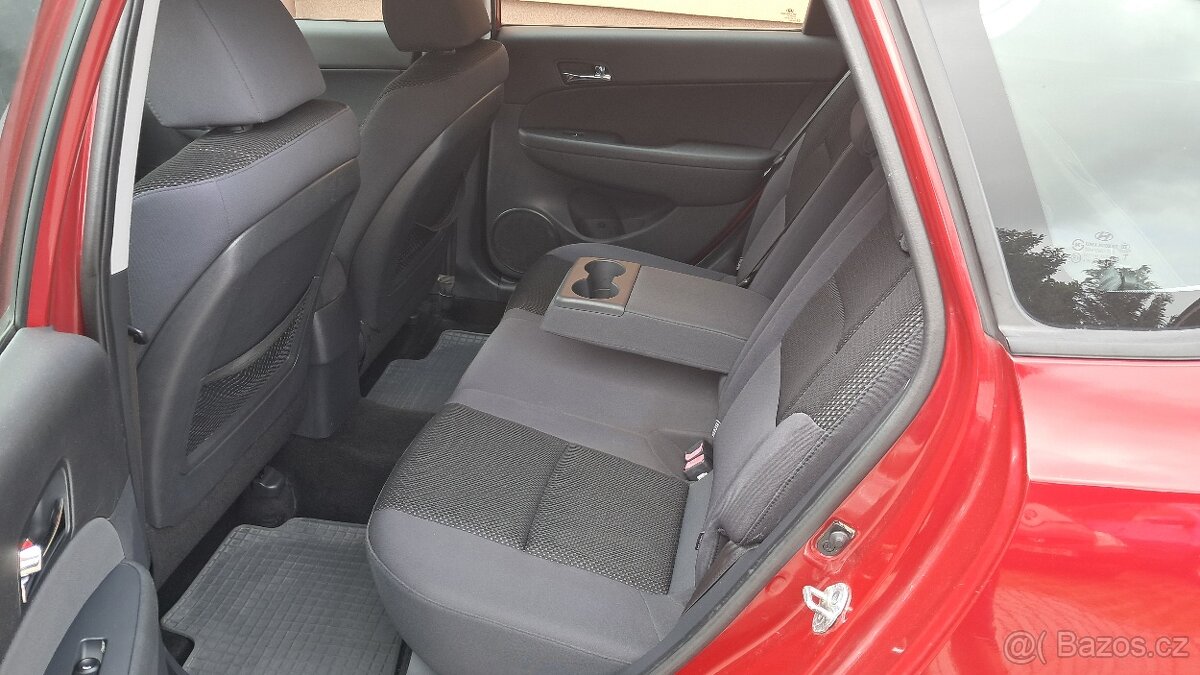 Hyundai i30, 1.4i / 80KW TRIKOLOR ČR - 13