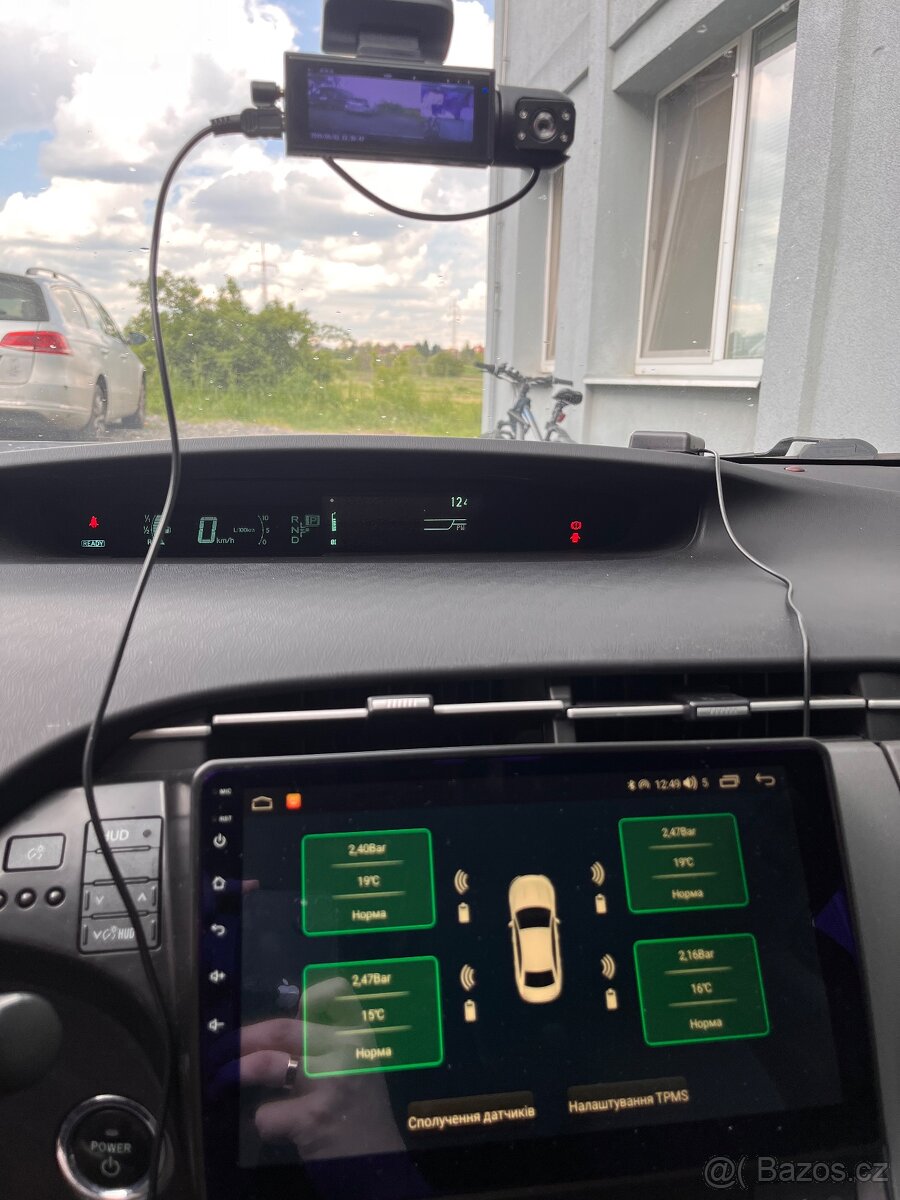 Toyota Prius 30 - 13