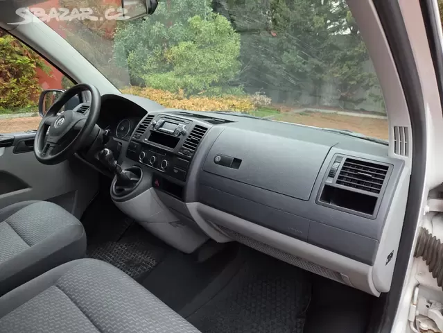 VW T5 Transporter 2.0TDI 103kW,LONG,2013,klima,tažné - 13