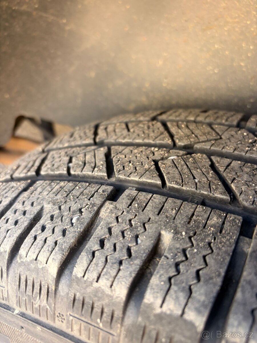 VW Transporter T5 2.5 TDI 96 kW - 13