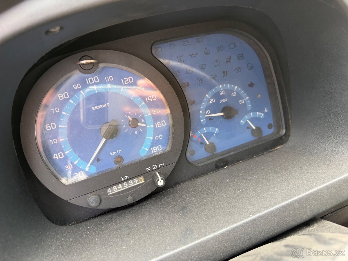 Renault Mascott thermo 2.8 mrazák - 13