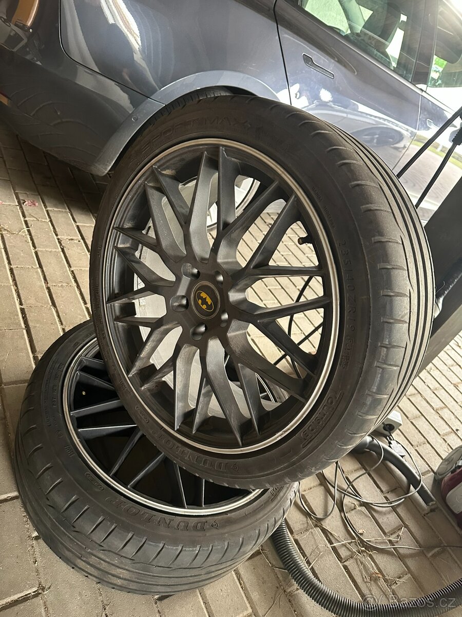 Pěkná sada R19 Superb/Octavia atd - 13