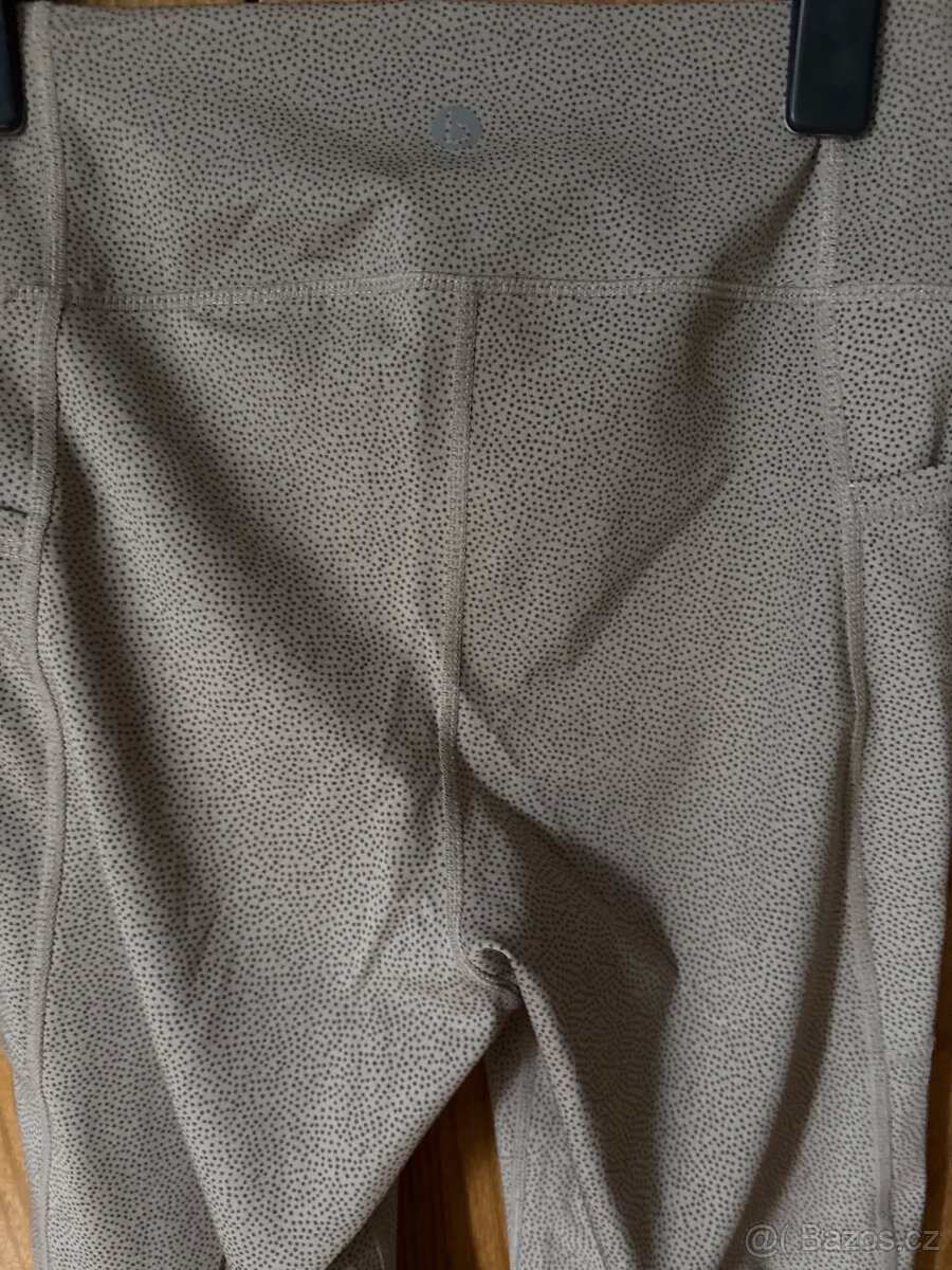 Různé dámské dziny, leginy - 13