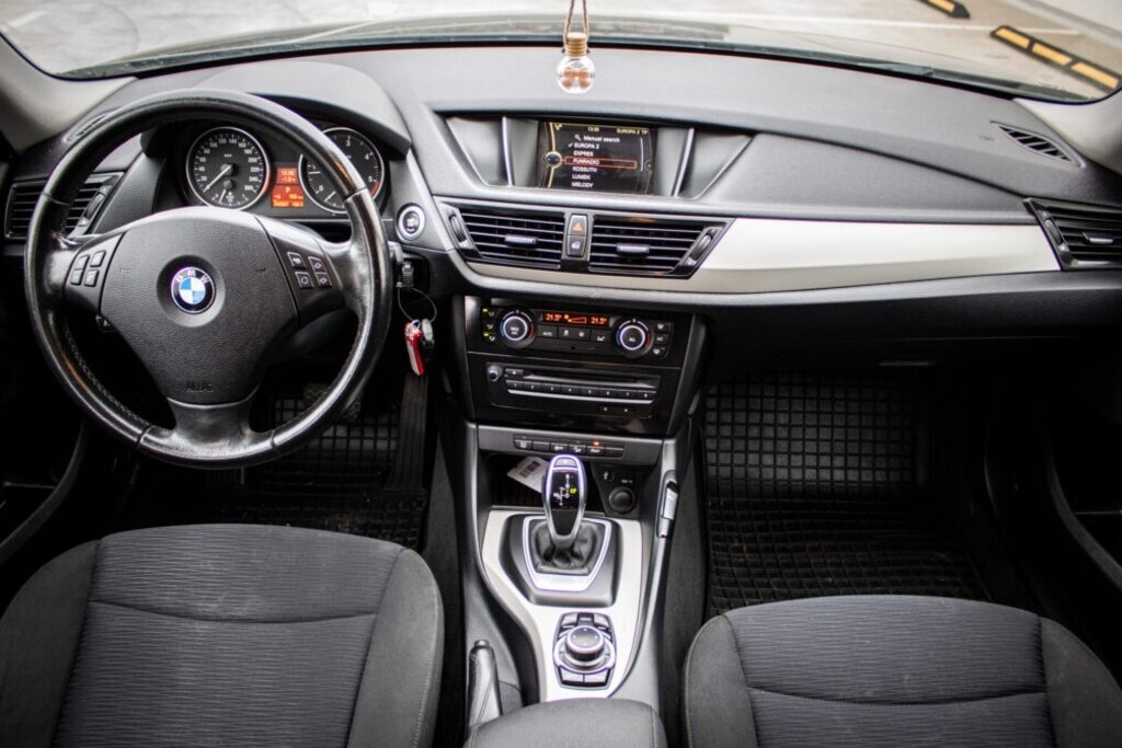 BMW X1 xDrive 18d A/T. - 13