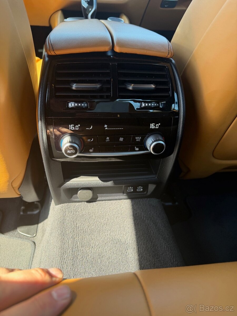 M550ix - 13