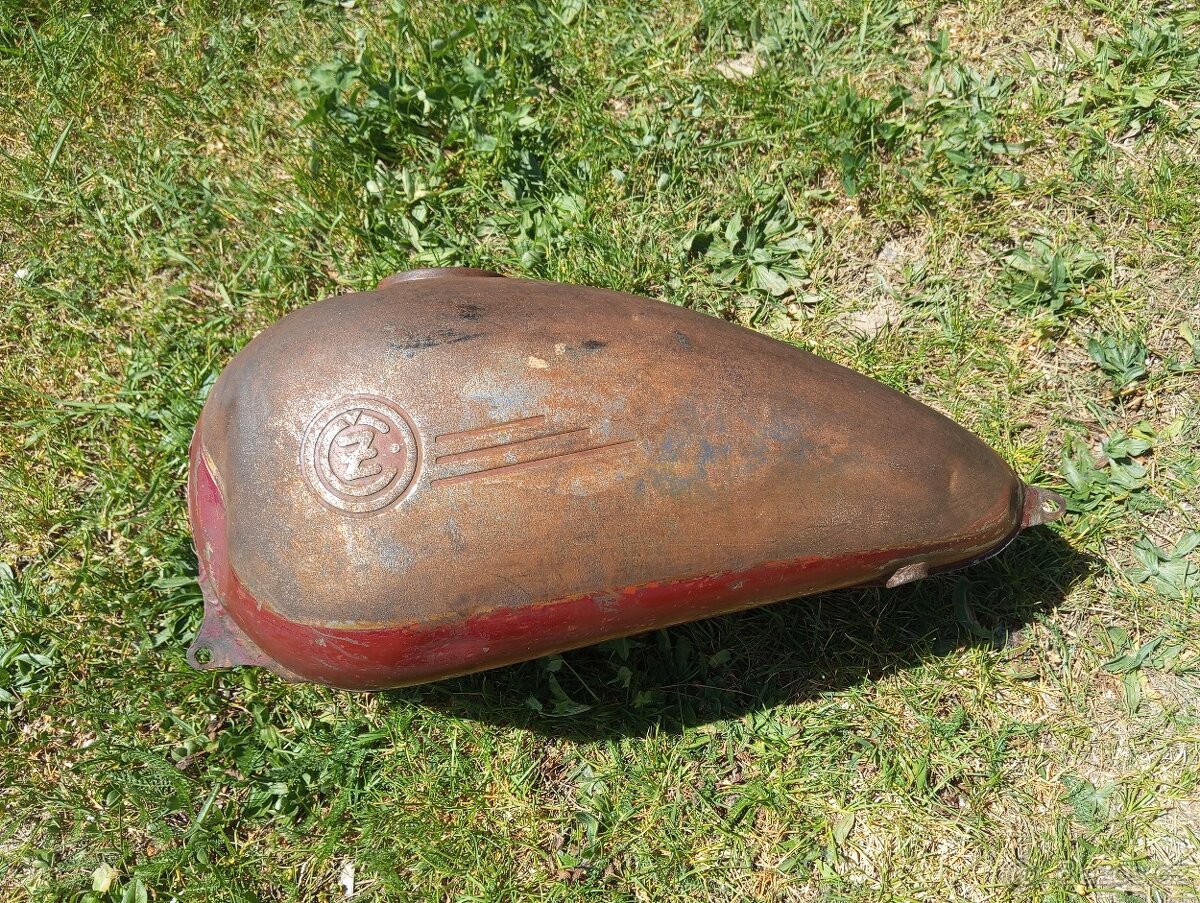 Nádrž ČZ 125/ 150 C červená - 13