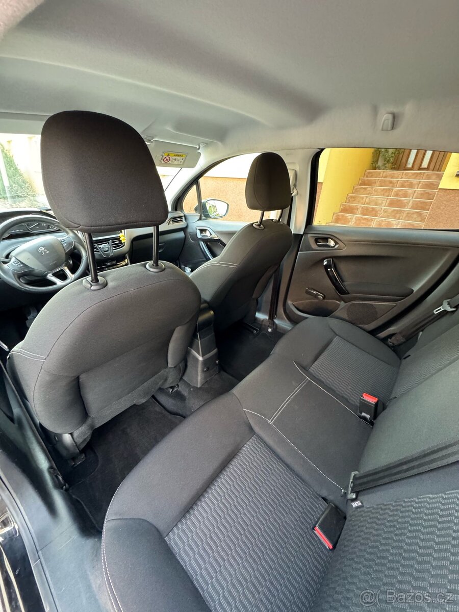 Peugeot 208 1.6 HDI - 13