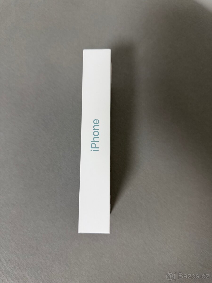 Mobilní telefon Apple iPhone 16, 128 gb, 98%, modrozelený - 13