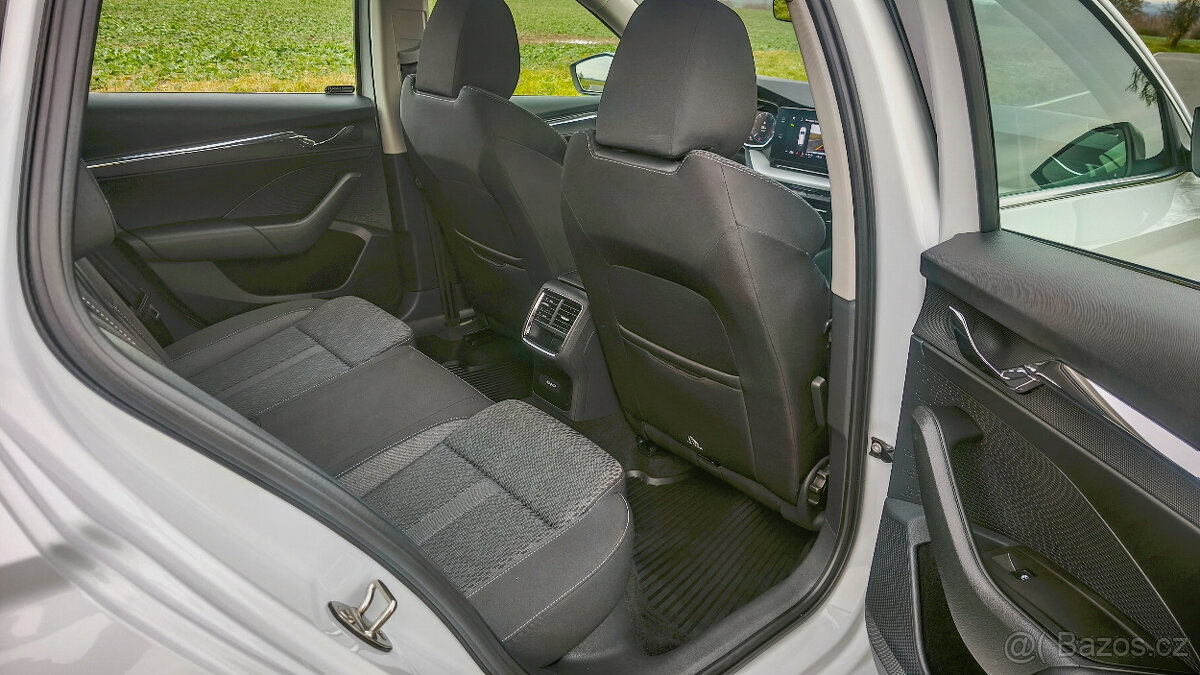 Škoda Octavia Combi 4 IV 2.0 TDI STYLE Plus ACC Matrix - 13