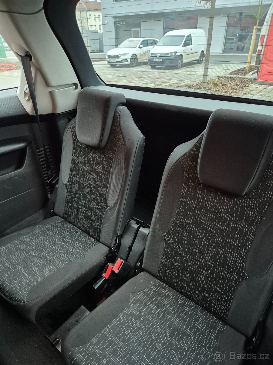 Citroen C4 Grand Picasso 1.6 HDi ,7 míst,Nová STK, 29900,- - 13