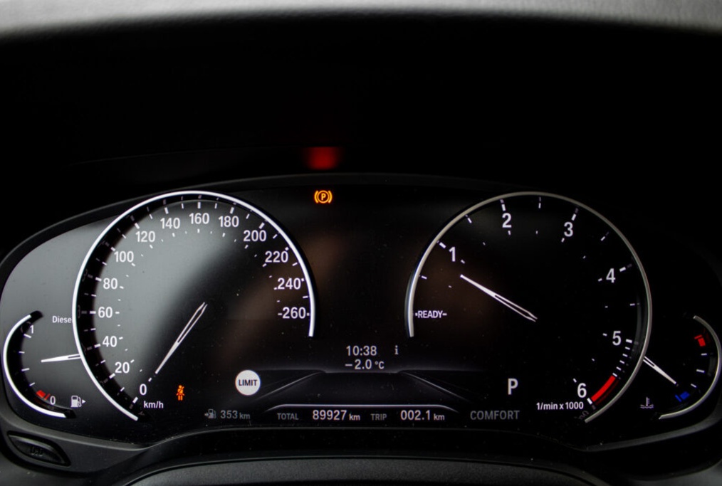 BMW Rad 3 320d Advantage A/T RWD - 13