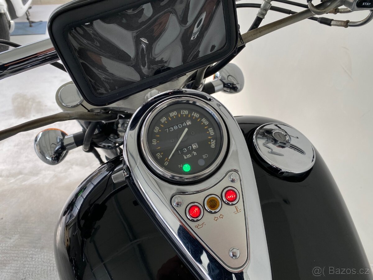 Kawasaki VN 800 - 13