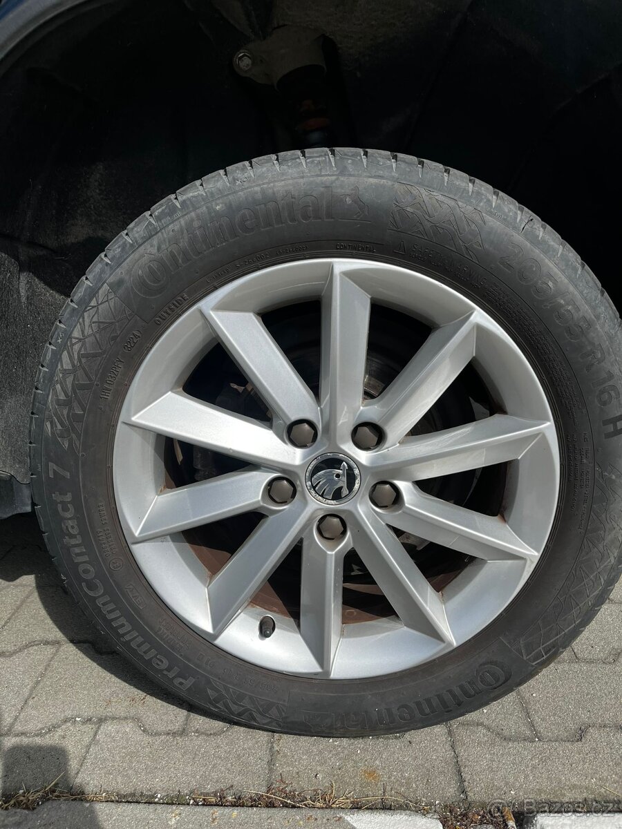 Škoda Yeti 1,2 2015 - 13