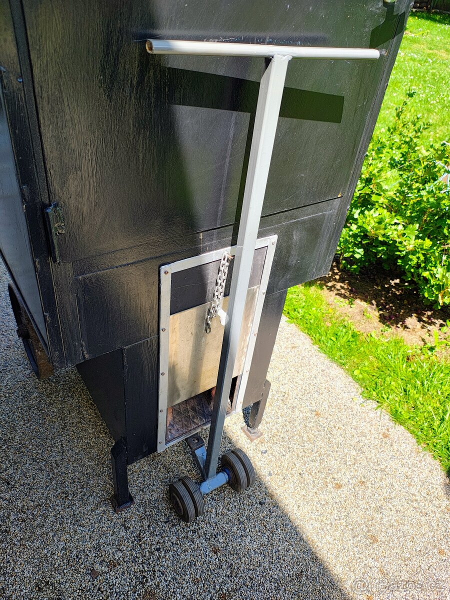 Udírna s grilem - 13