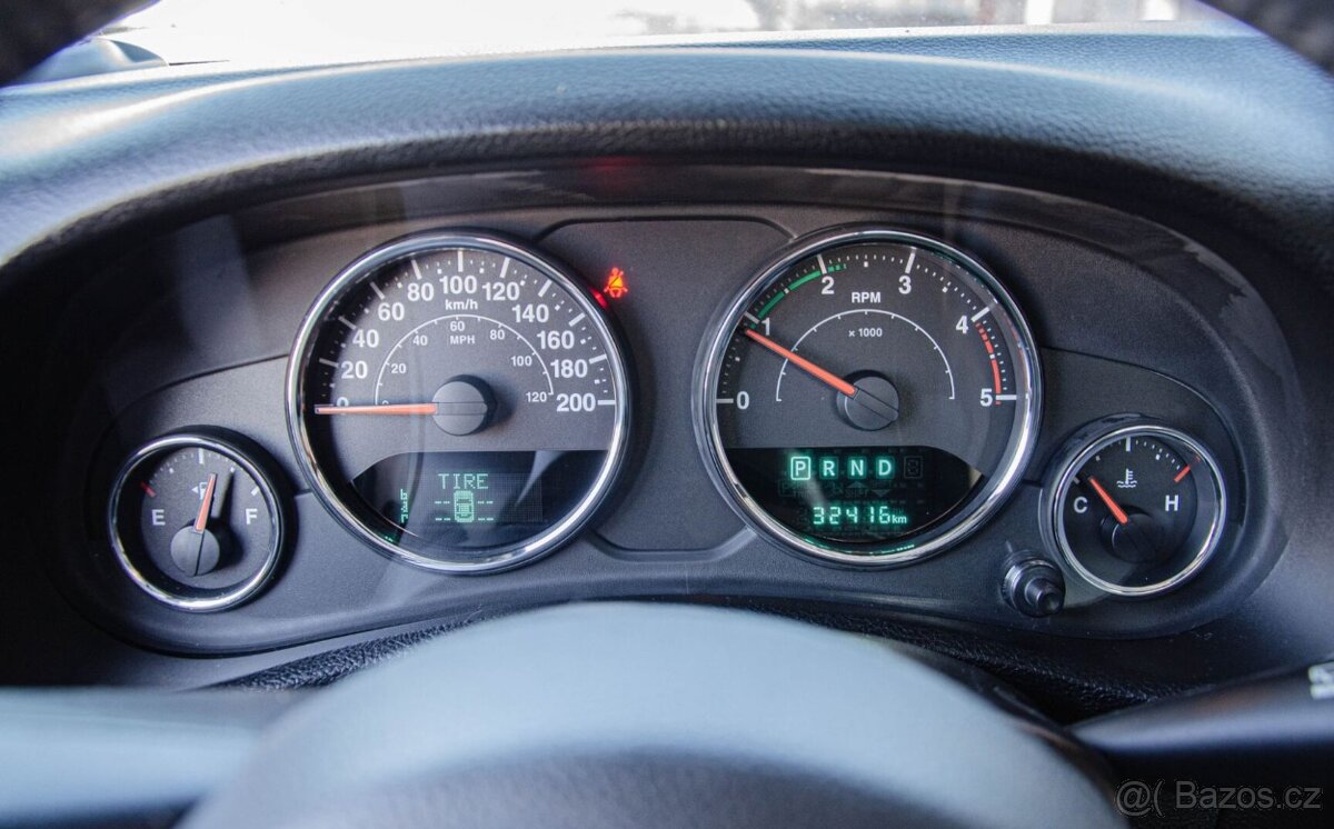 Jeep Wrangler 2.8 CRD Rubicon A/T, 147kW, A5. - 13