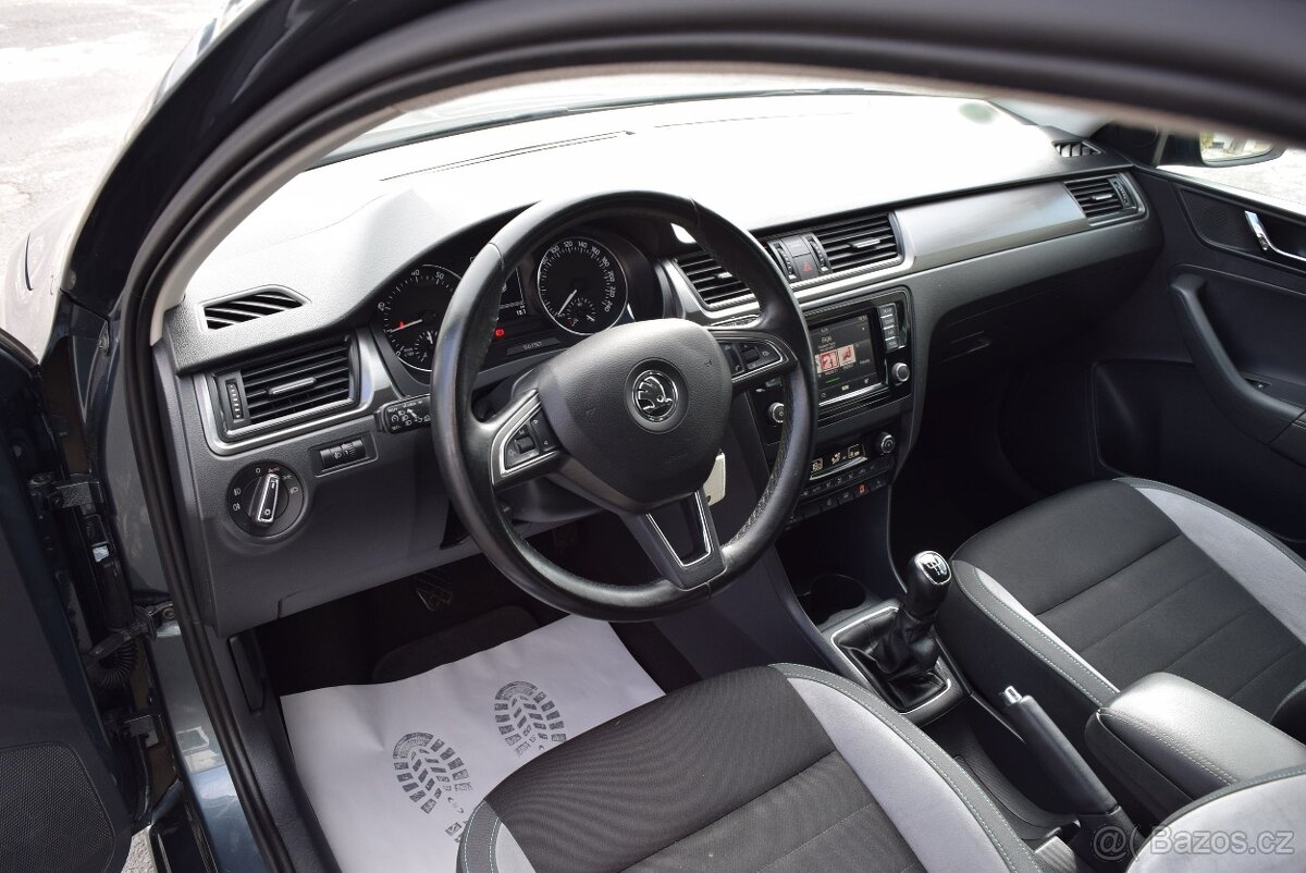 Rapid 2016 šedý 0285 1.2TSI 66kW - 13