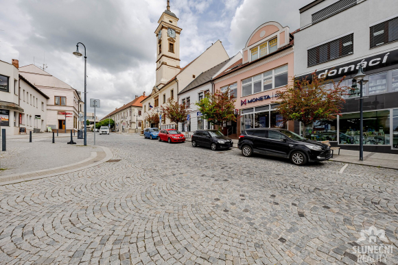 Pronájem komerčního prostoru 72m² v centru Uherského Brodu - 13