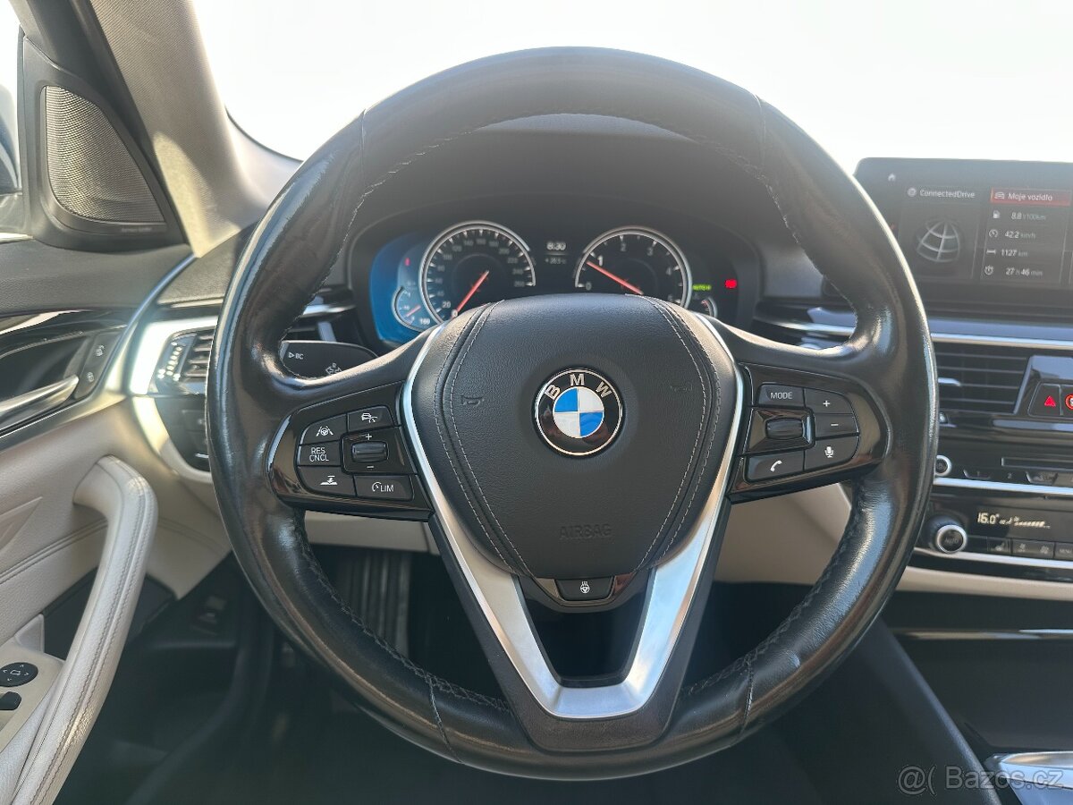 BMW 530d xDRIVE LUXURY - 13