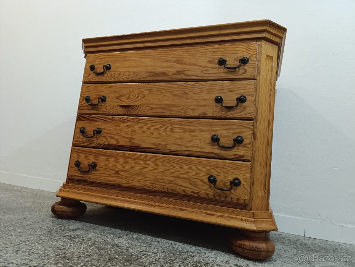 Rustikální šuplíková komoda, nábytek z masívu, - 13