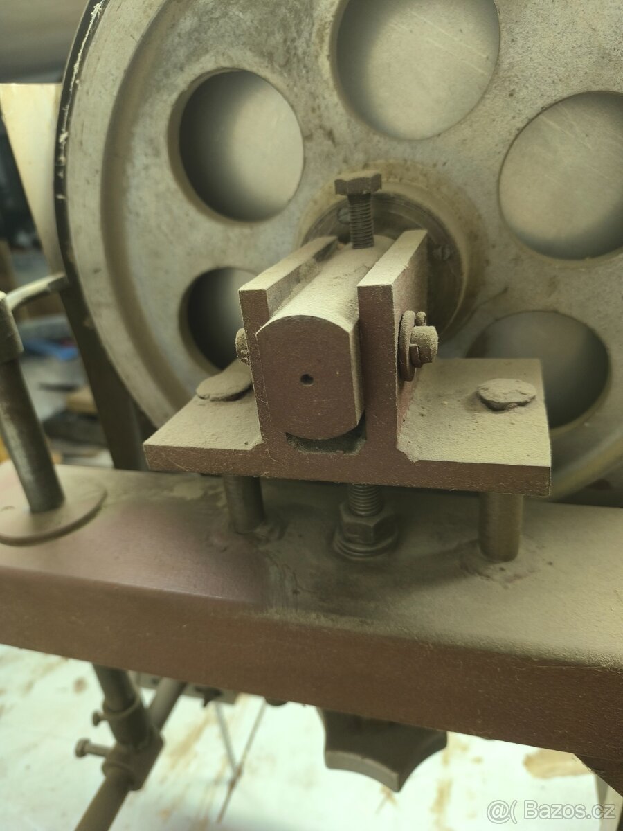 Pásová pila+ 3 nové pásy. - 13