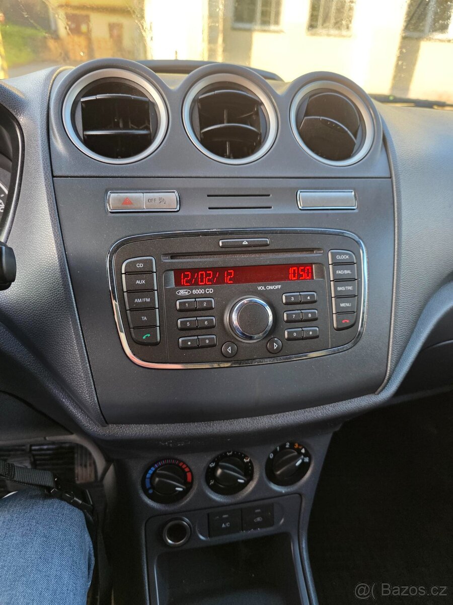 Prodám Ford Transit Connect - 13
