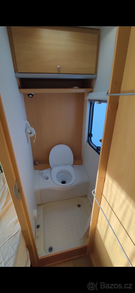 Dethleffs camper 540 TK r.v.2009 - 13