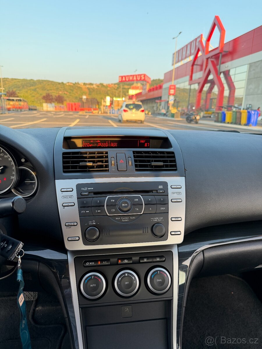 Mazda 6 2008 2,0 benzín - Tempomat, BOSE, tažné - 13