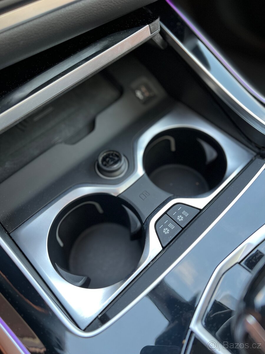 BMW X7 40d Mpaket, 2021, 7míst, H/K, tažné, nezávis. top. - 13