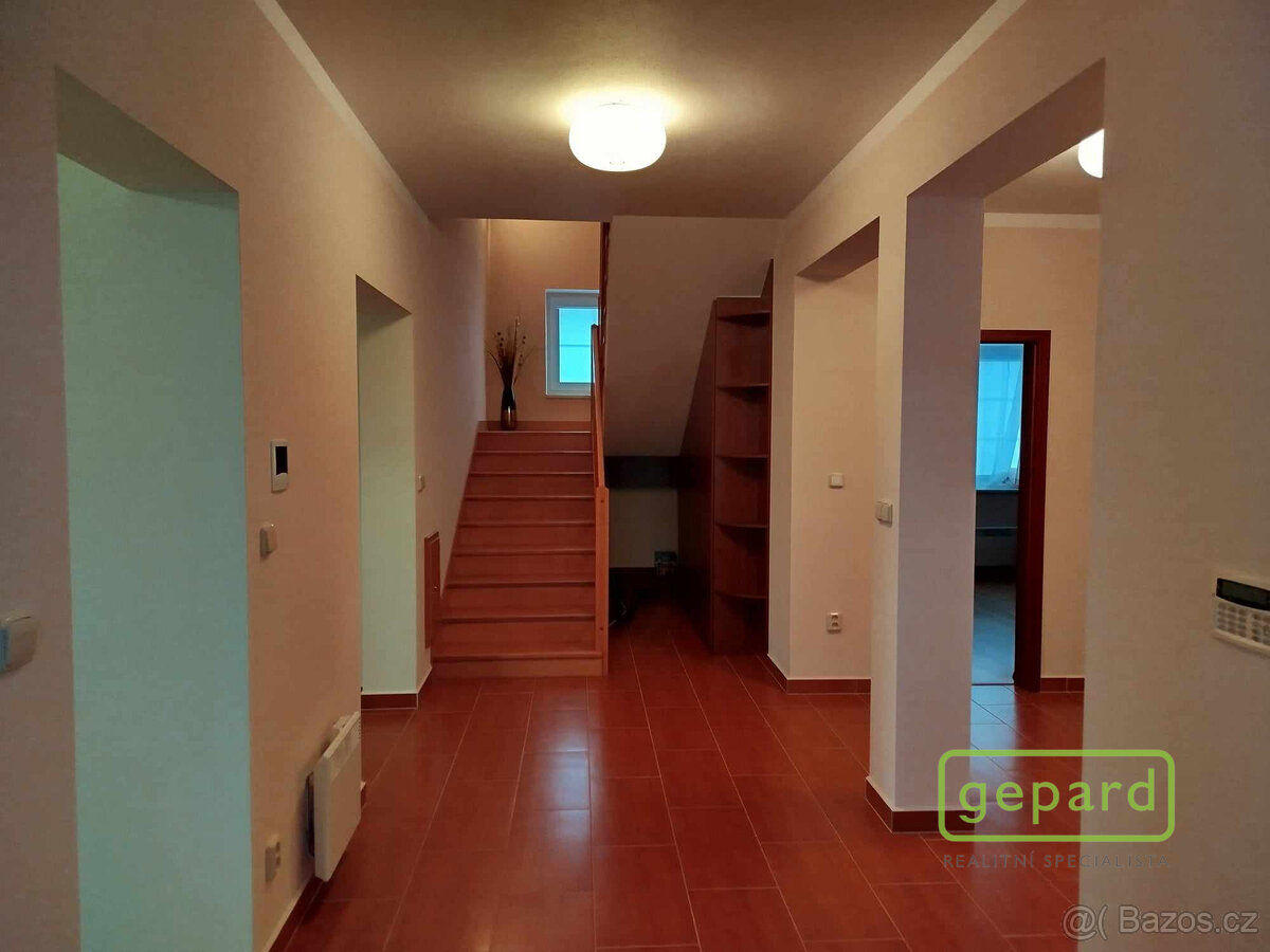 Velký luxusní RD, Římov u ČB - 13