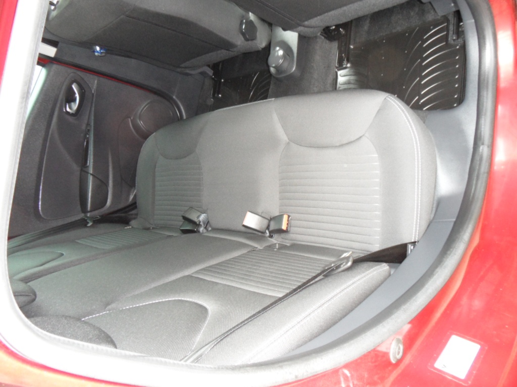 Renault Clio 1.0,66kw,naj.39tis.km,1.maj.zak. v ČR - 13