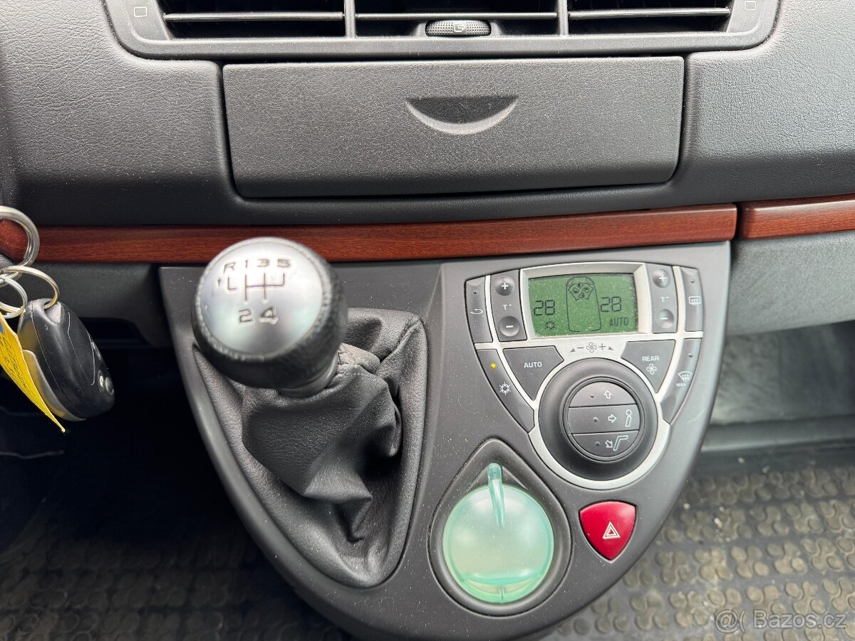 Citroen C8 2.2i - na opravu. - 13