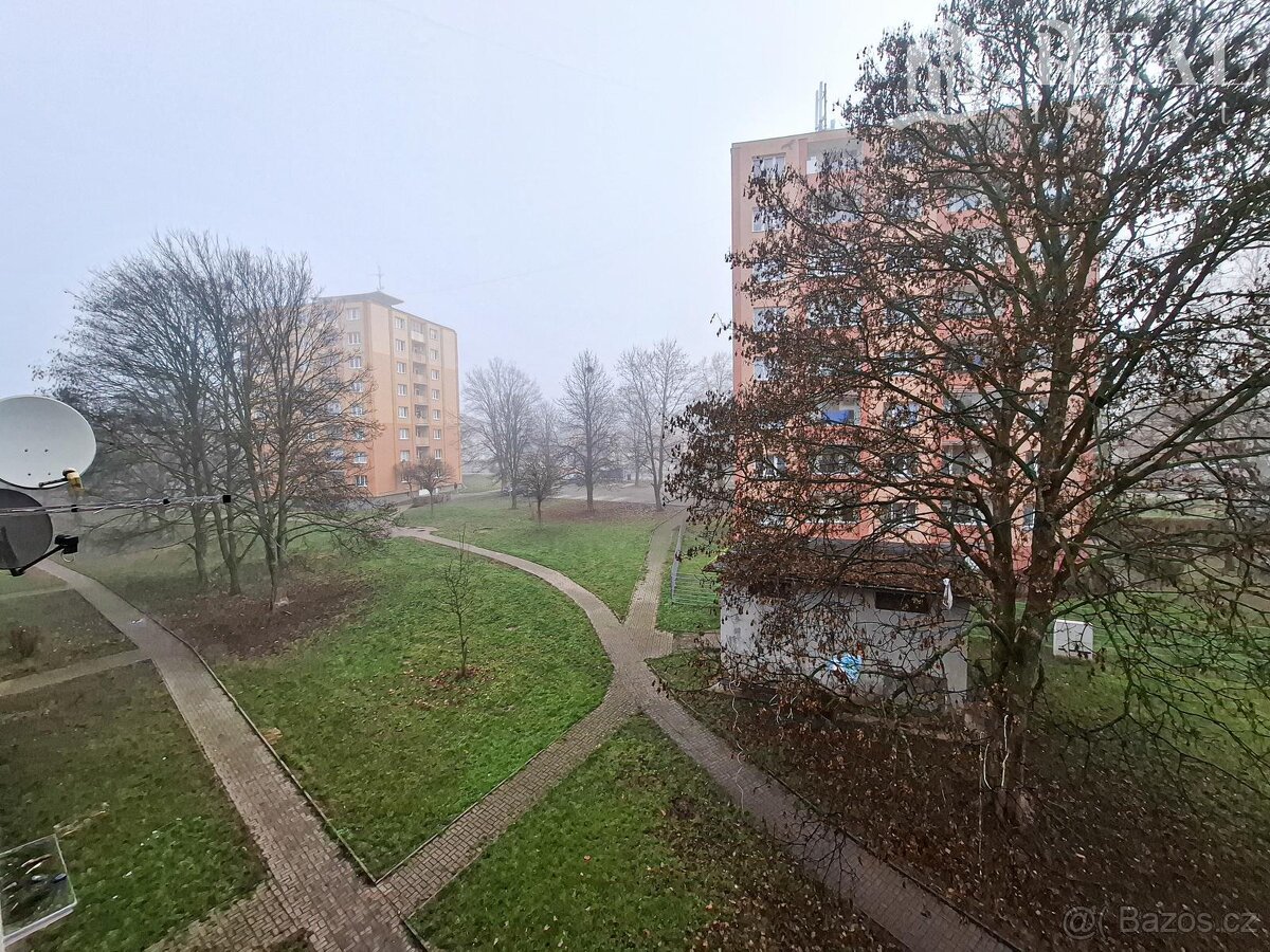 Prodej byt 2+1, 55 m 2, OV, ul. Maxe Švabinského, Bílina, ok - 13