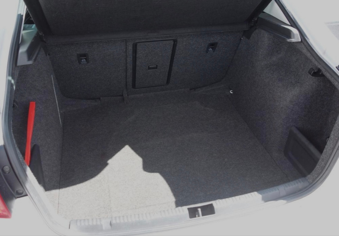 Seat Toledo 1,6Tdi, DPH, tažné - 13