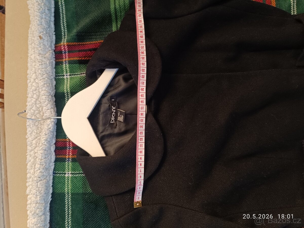 DKNY 100% vlna - 13