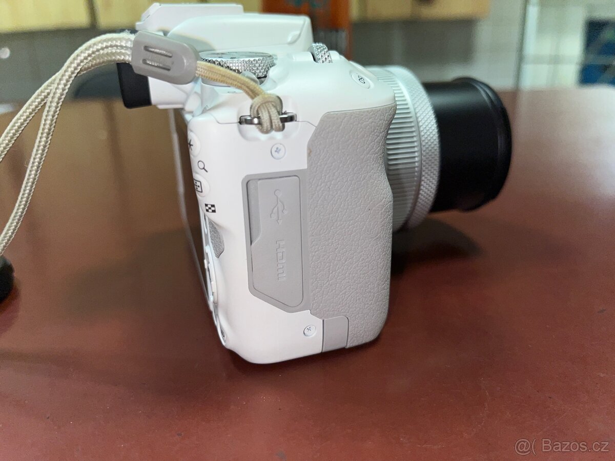 Canon R50 bílý v záruce - 13