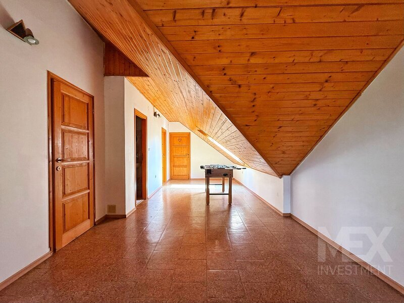 Prodej rodinného domu s velkou zahradou v obci Rybníček - 13