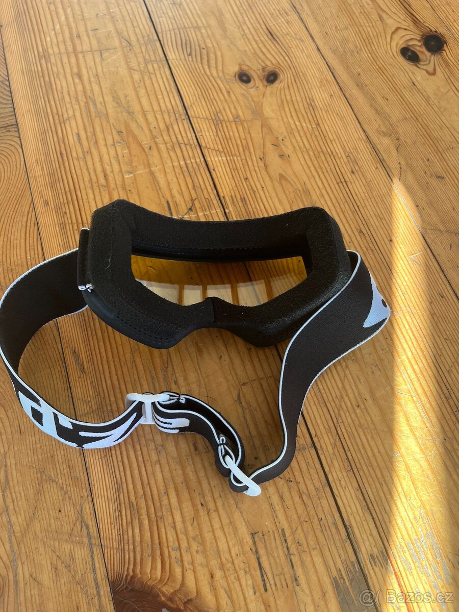 Dětská lyžařská helma Decathlon vel. 53-56 cm - 13