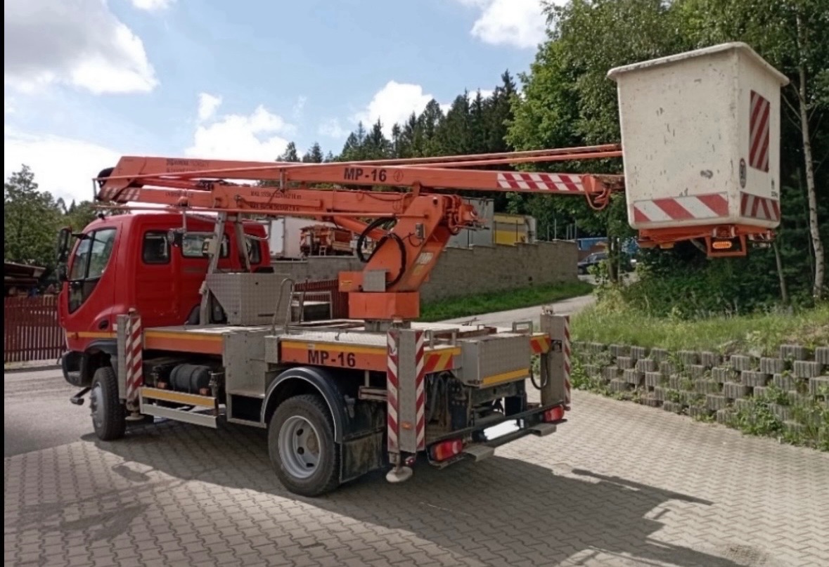 Avia D120 - montážní plošina - 13