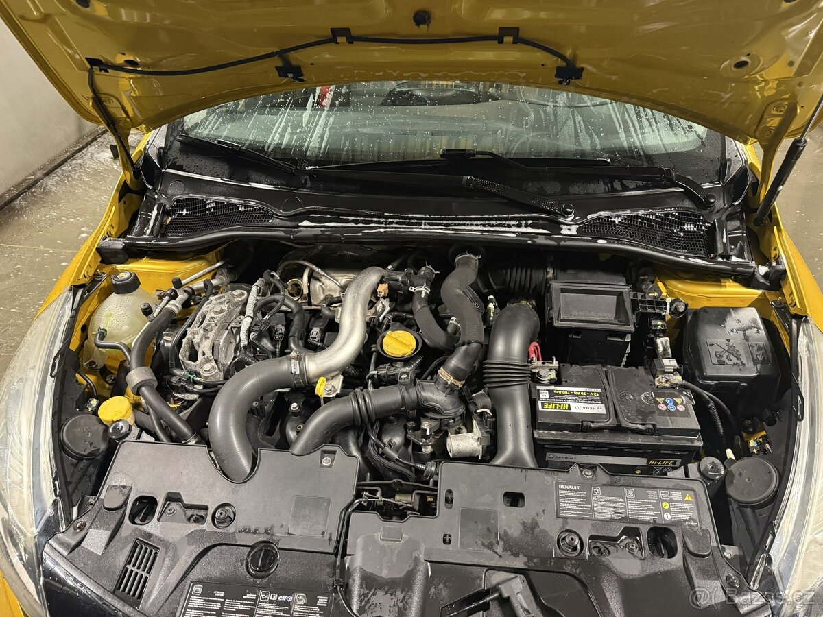 Renault Clio IV RS 200 - 13