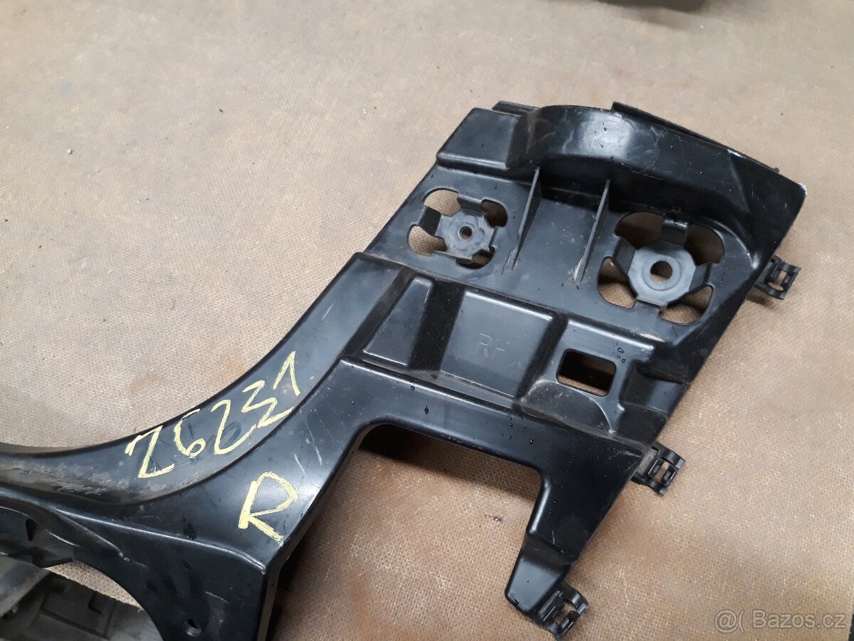 BMW 218, F45. - 13