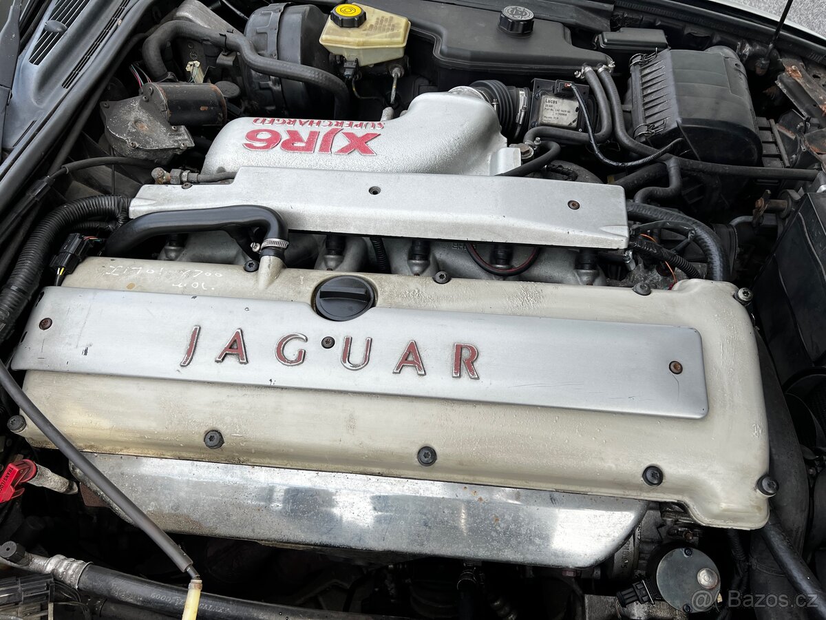 Jaguar XJR X300 4,0 Supercharged - 13