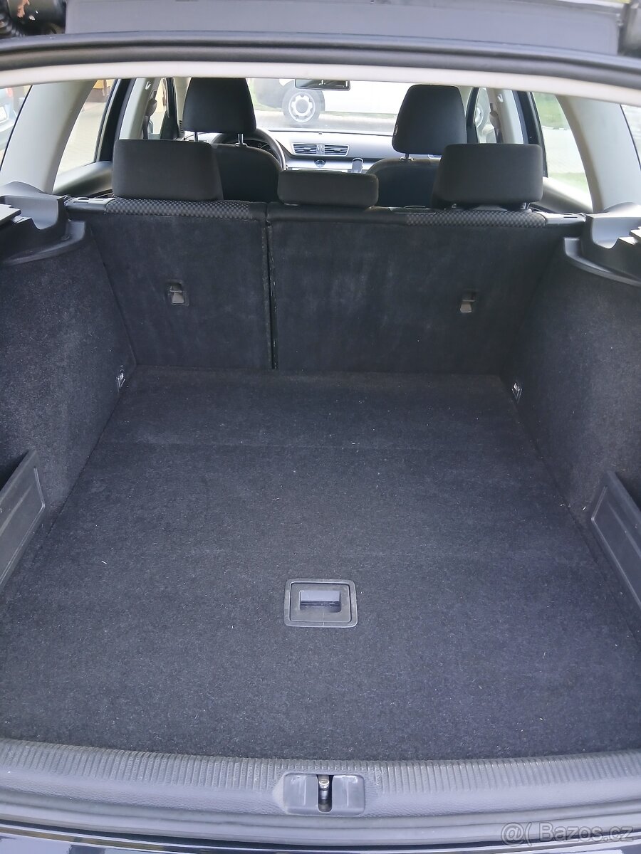 Volkswagen Passat B7 Variant - 13