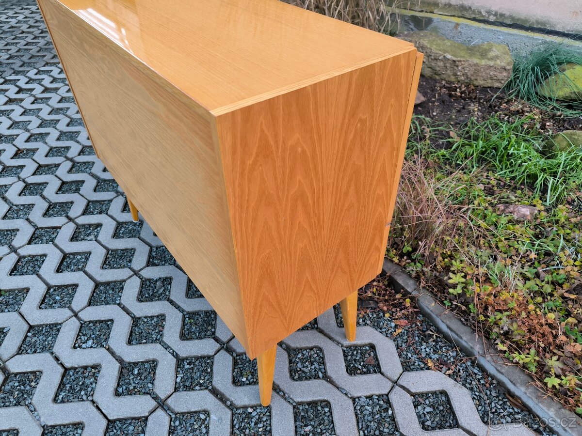 Retro skříňka na peřiny / komoda Jitona - 70. léta - 13