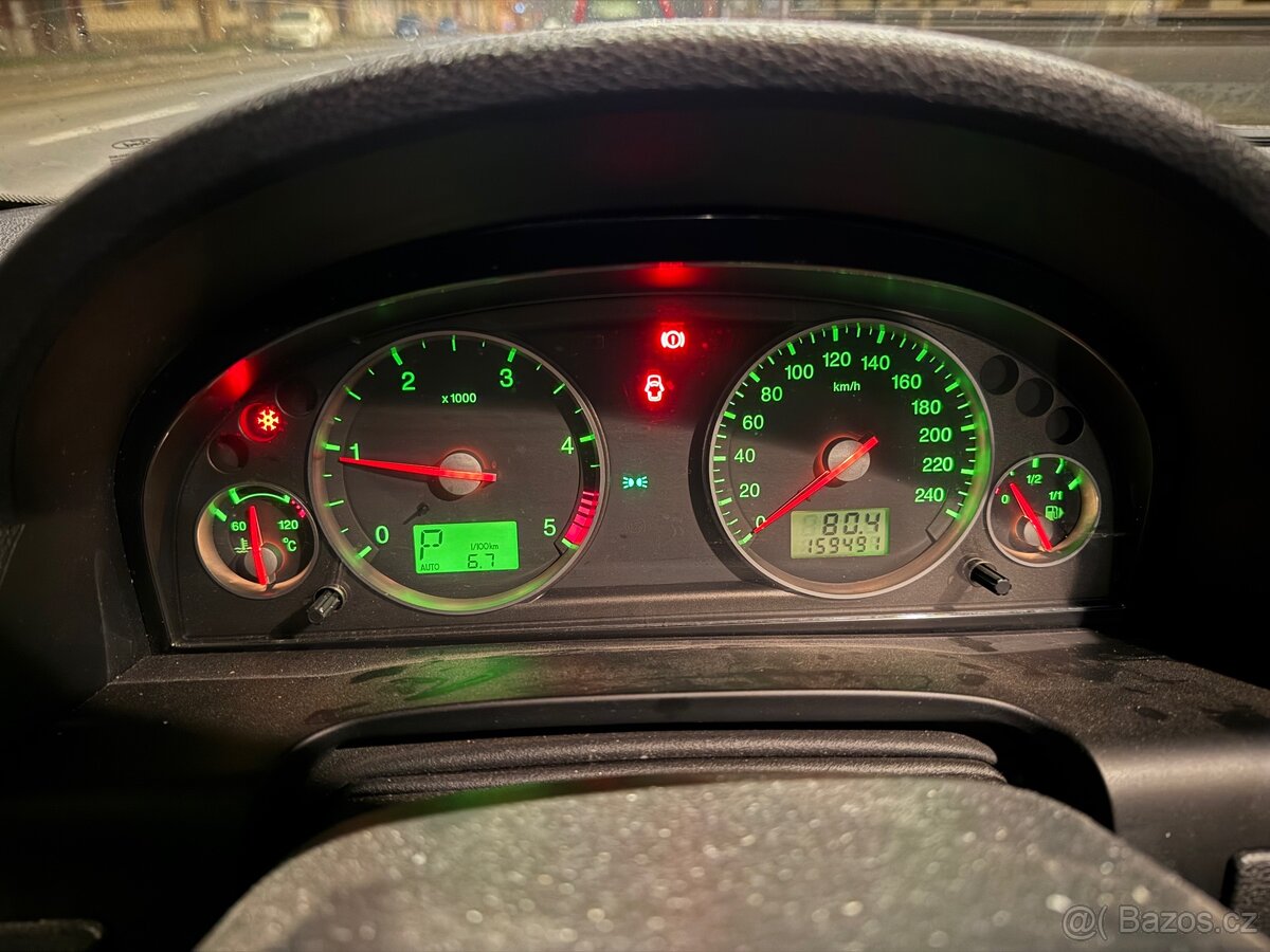 Ford Mondeo mk3 sedan - 13