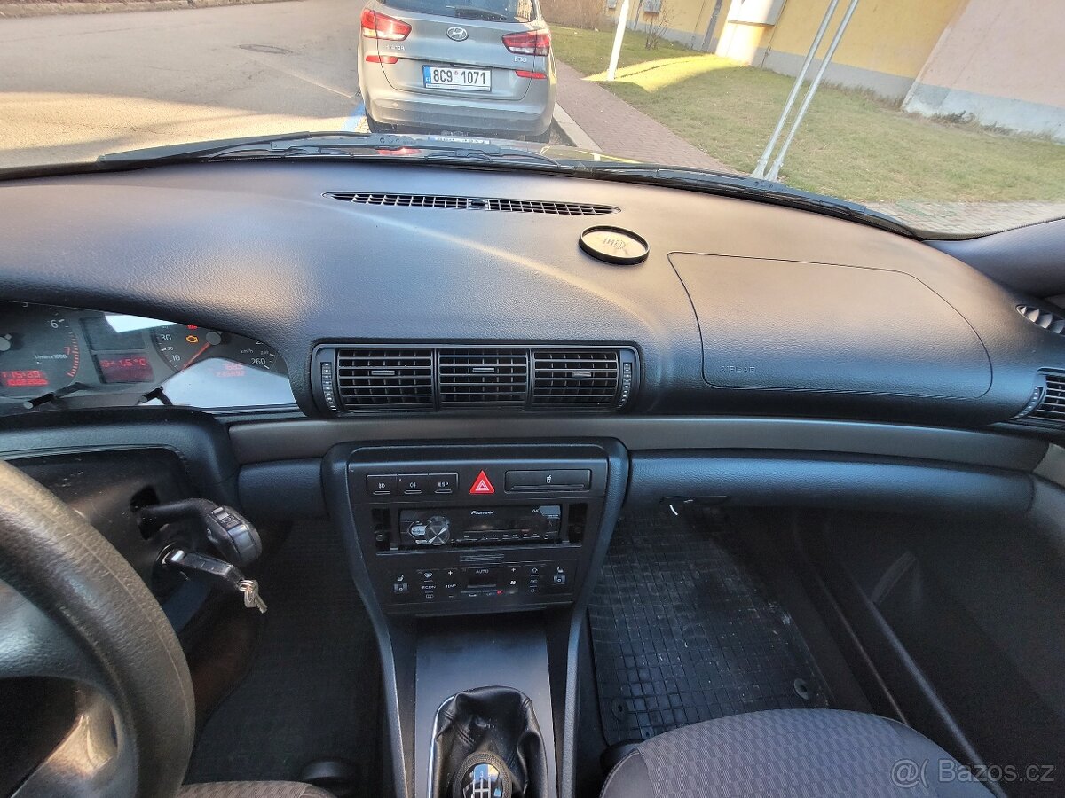 Prodám Audi A4 Avant 1.6 - 13