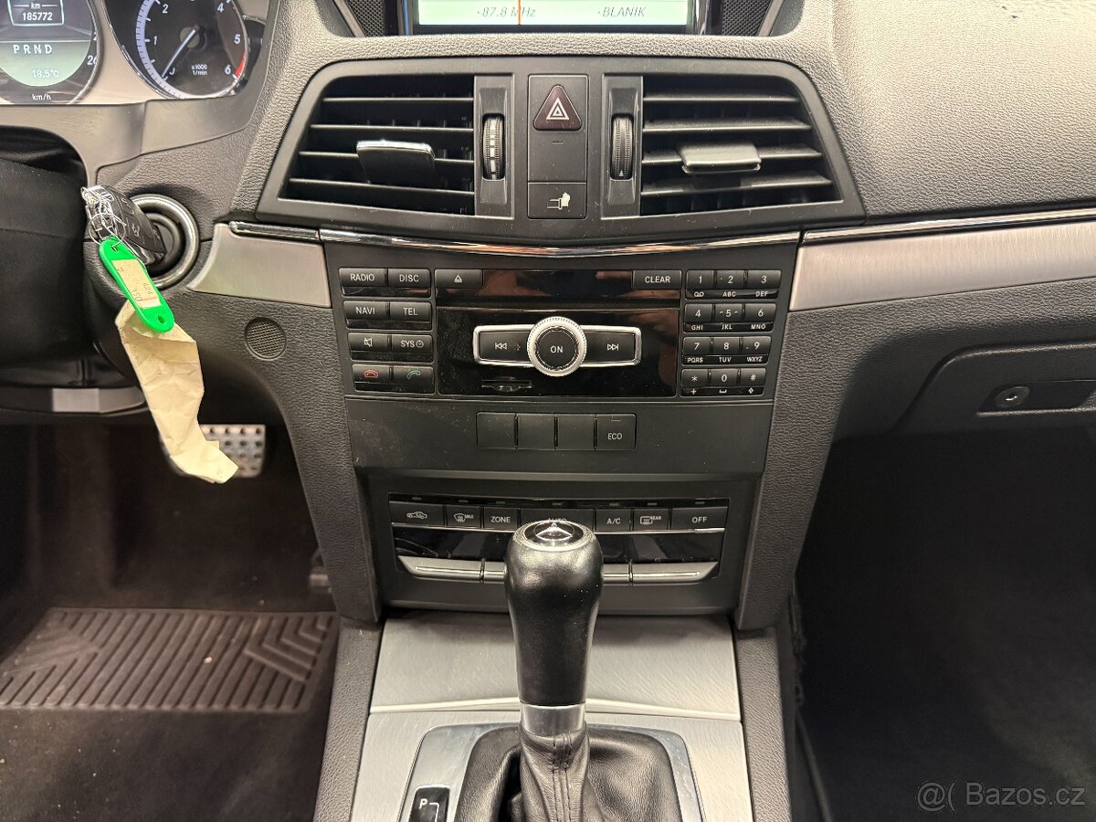 Mercedes-Benz Třídy E 220 CDI - 13